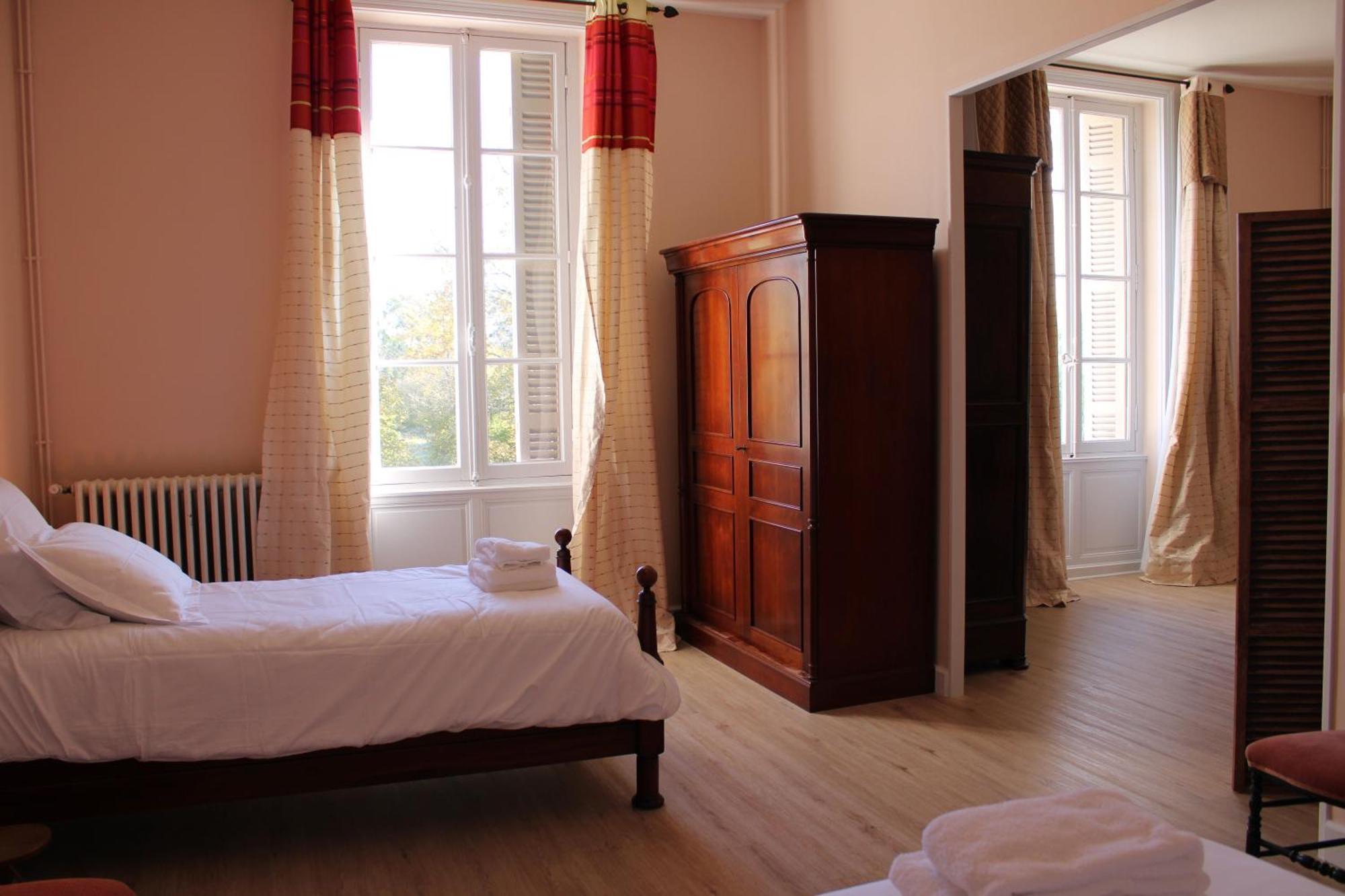 Domaine De Pladuc Bed & Breakfast Lachaise Exterior photo